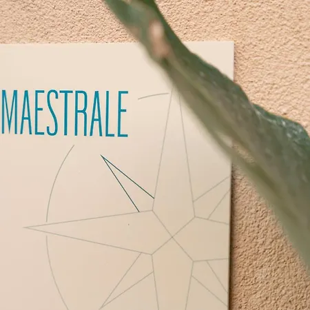 Palazzo Nicolaus Del Lungomare 3*