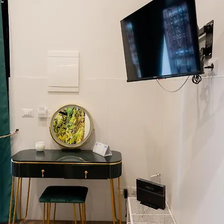 Oda ve Kahvaltı Palazzo Nicolaus Del Lungomare 3*