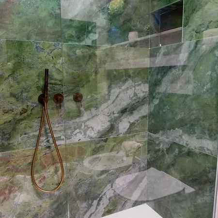 Palazzo Nicolaus Del Lungomare 3* Bari