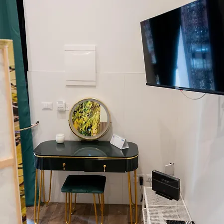 Oda ve Kahvaltı Palazzo Nicolaus Del Lungomare Bari