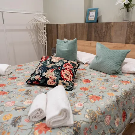 Palazzo Nicolaus Del Lungomare 3* Bari